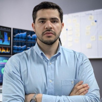 Juan David Velázquez Rojas en retrato profesional